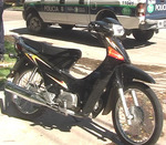 14/12/2007: DOS HERIDOS EN ACCIDENTES OCURRIDOS EN DISTINTOS PUNTOS DE LA CIUDAD.  El joven circulaba a bordo de una moto que fue embestida por el auto. 